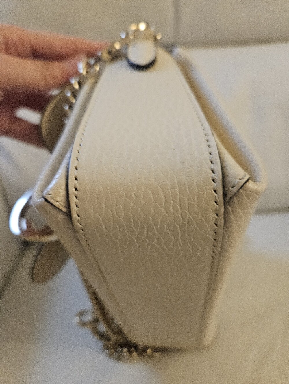 Gucci Dollar Calfskin Interlocking G Shoulder Bag – Ivory/Cream - Picture 3 of 11
